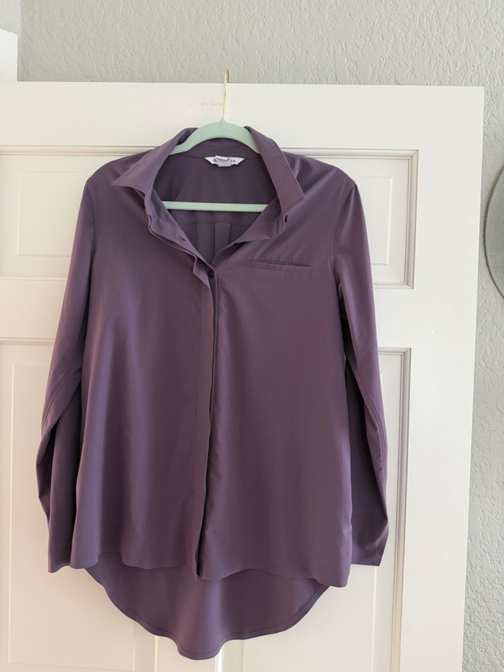 Athleta Urbanite 2.0 Top (Plum)